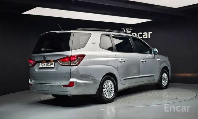 Ssangyong Turismo 2014 — photo 2