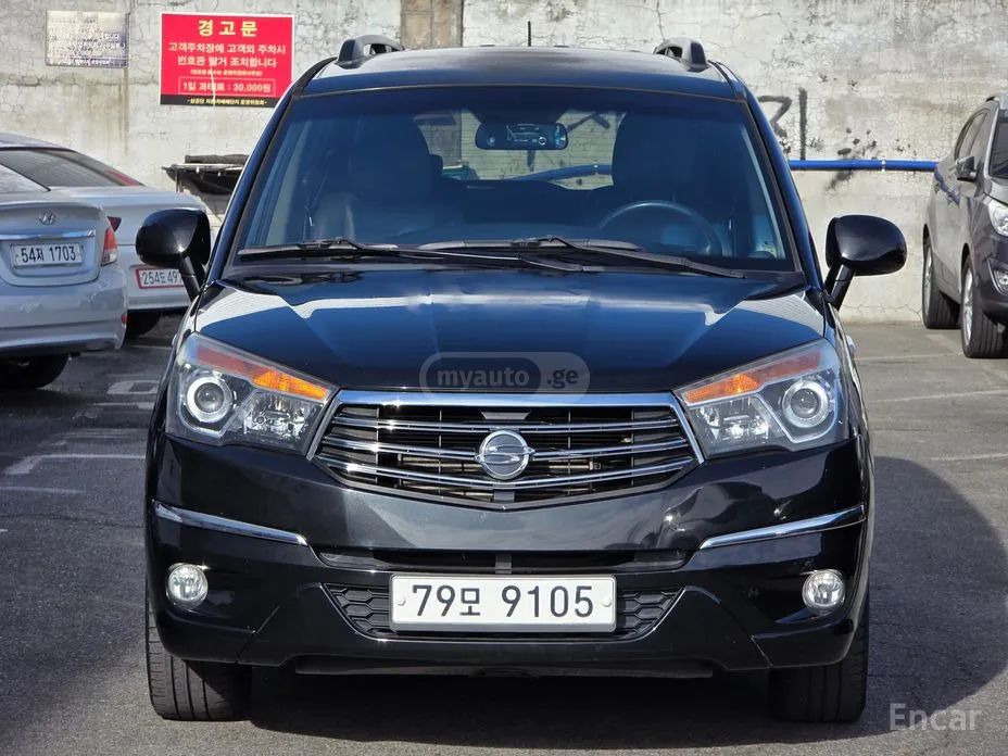 Ssangyong Turismo 2014 — photo 2