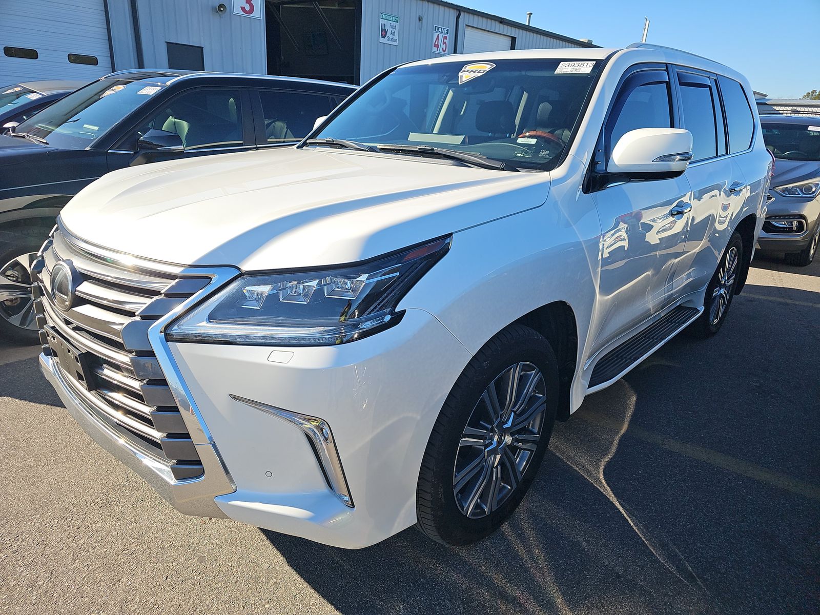 Lexus LX 570