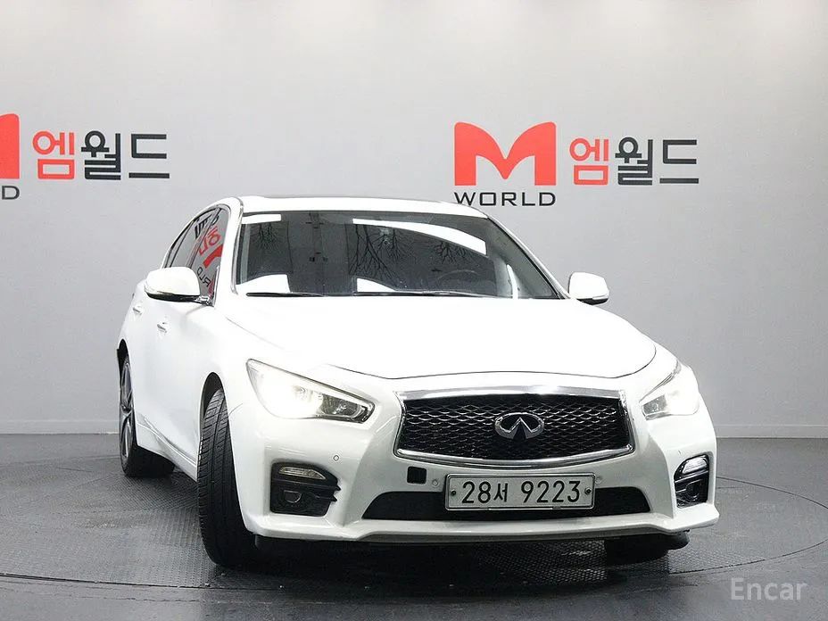 Infiniti Q 50 2015 — photo 2