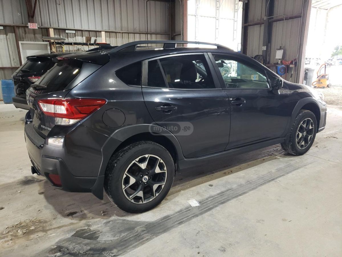 Subaru Crosstrek 2018 — photo 2