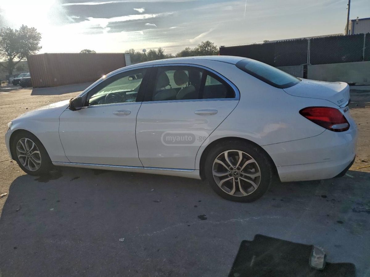 Mercedes-Benz C 30 AMG 2017 — photo 2