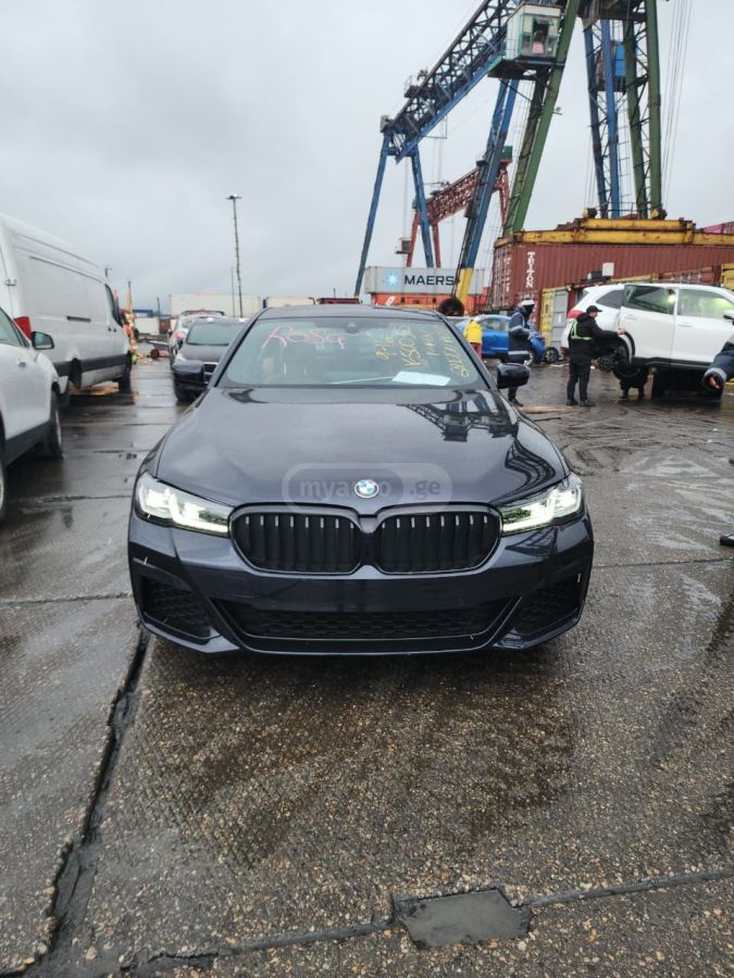 BMW 530