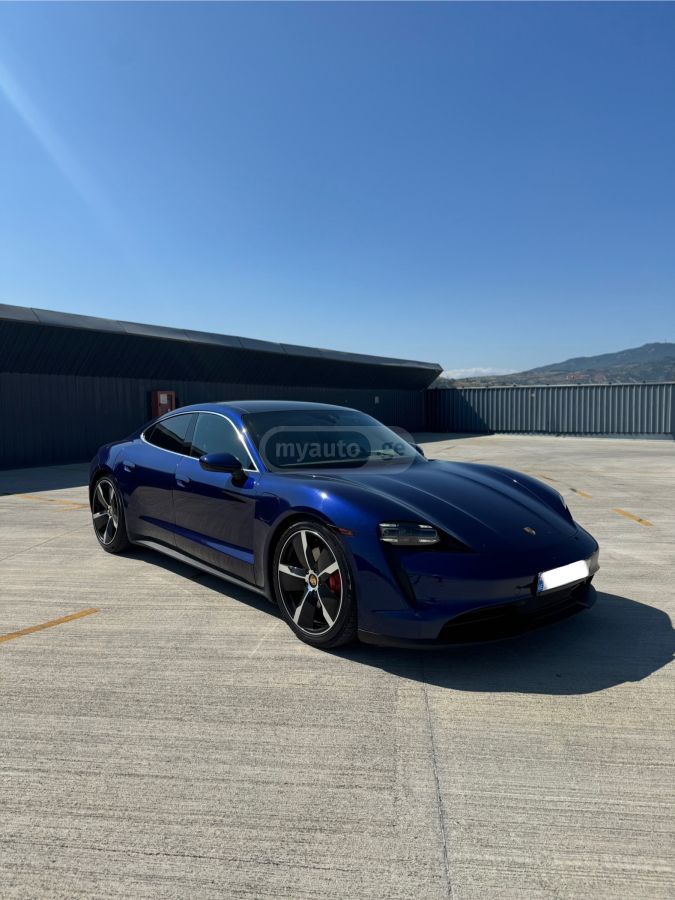 Porsche Taycan 4 S