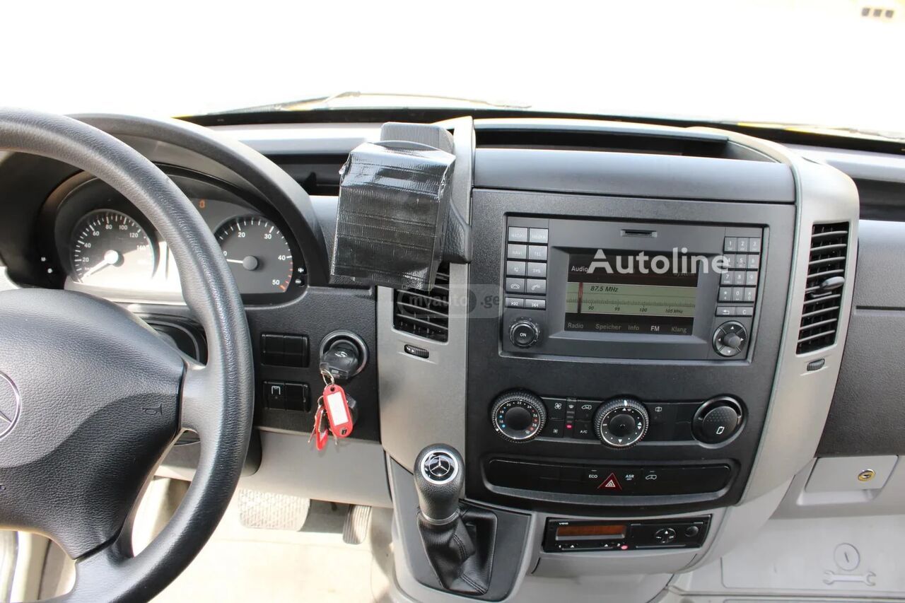 Mercedes-Benz Sprinter 2015 — photo 2
