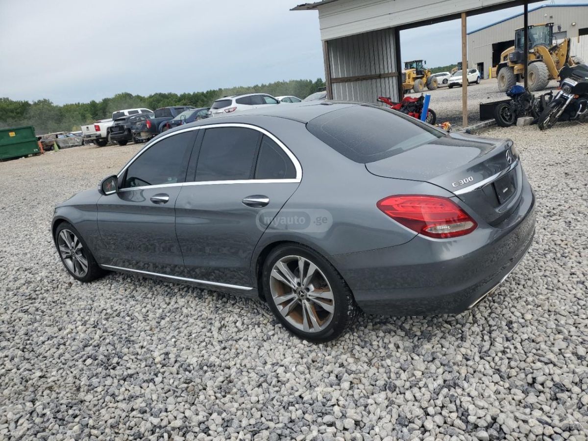 Mercedes-Benz C 30 AMG 2018 — photo 2