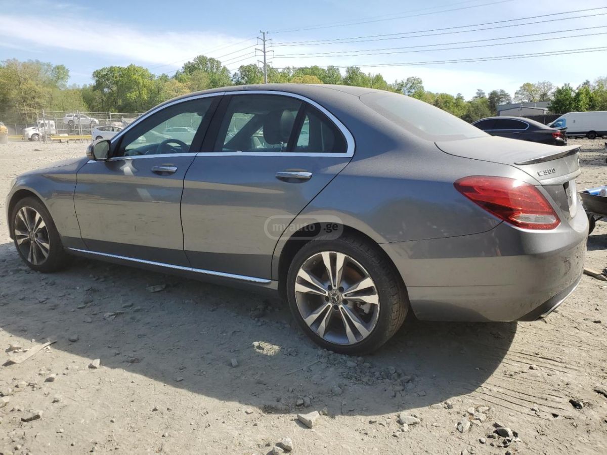 Mercedes-Benz C 30 AMG 2018 — photo 2