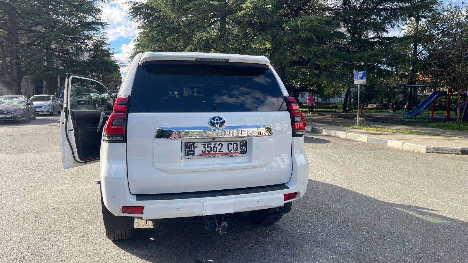 Toyota Land Cruiser Prado 2019 — photo 2
