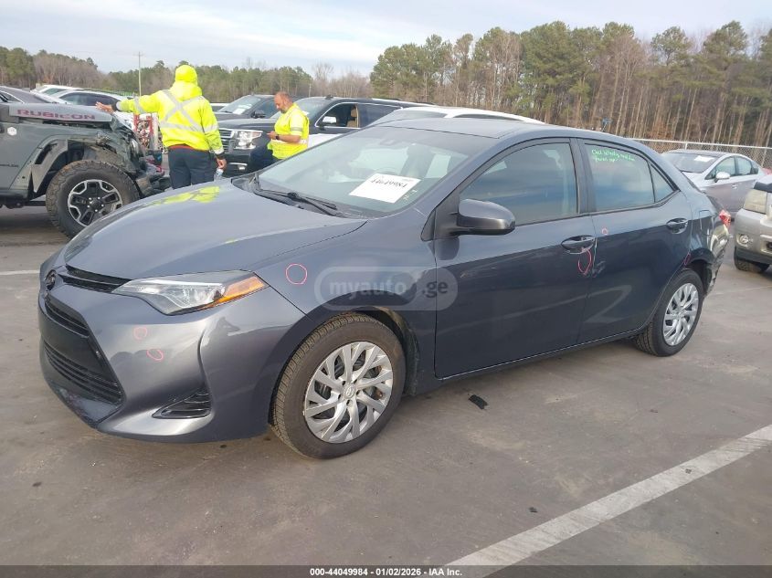 Toyota Corolla 2018 — photo 2