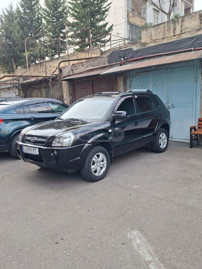 Hyundai Tucson 2007 — photo 2