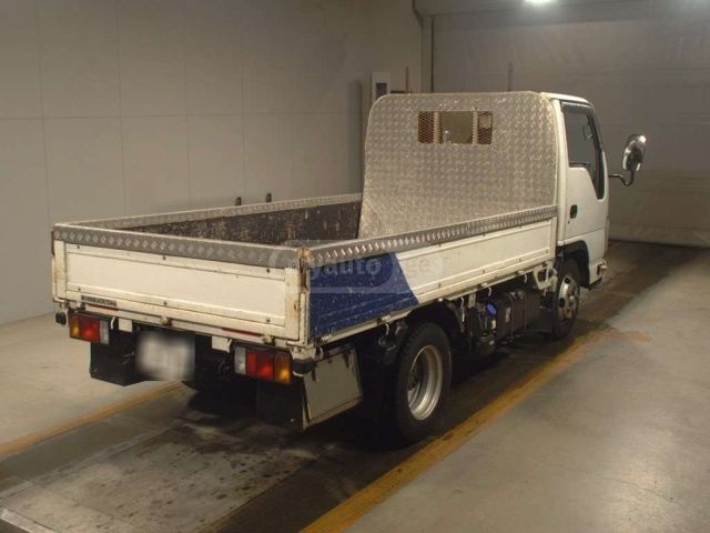 Isuzu Elf 2020 — photo 2