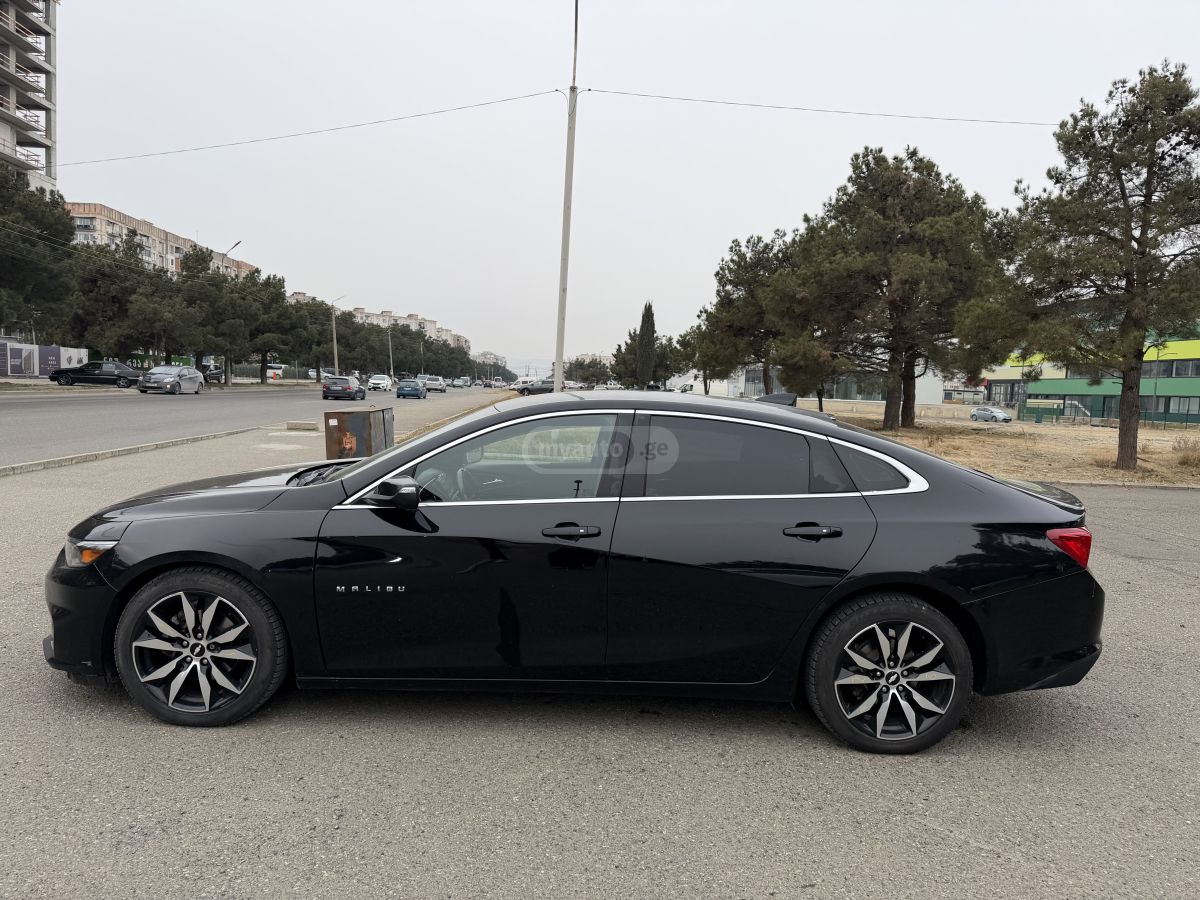 Chevrolet Malibu 2016 — photo 2