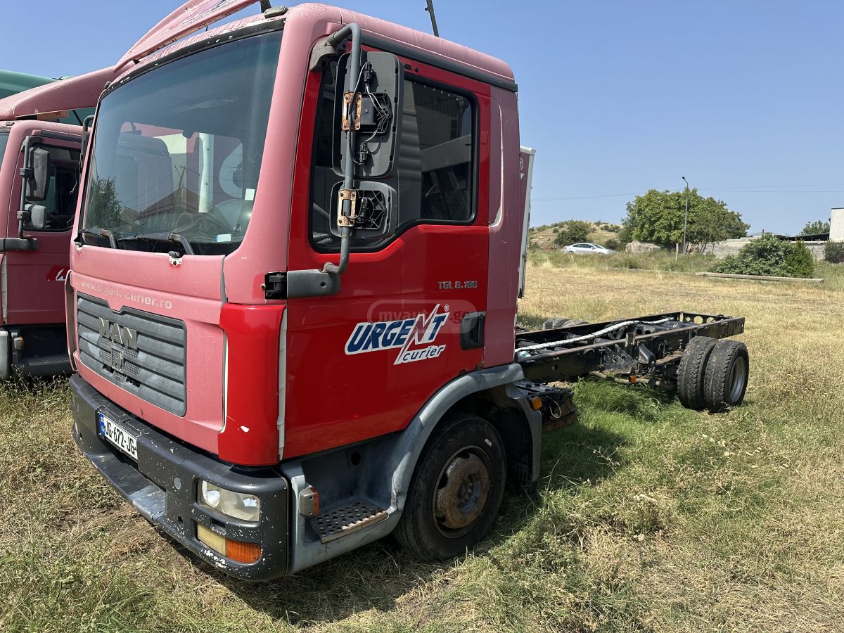 Isuzu TGL 2006 — photo 2