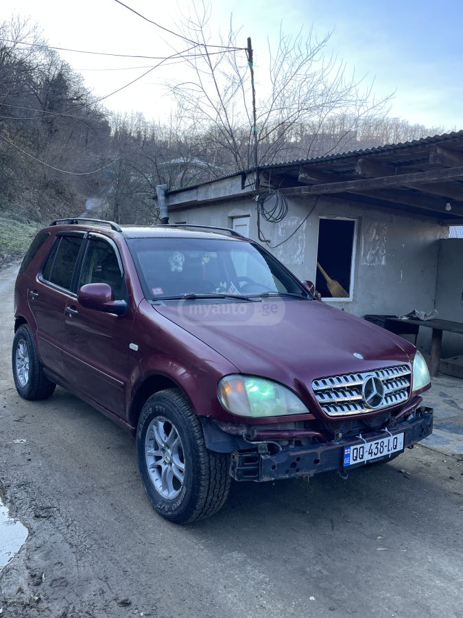 Mercedes-Benz ML 320