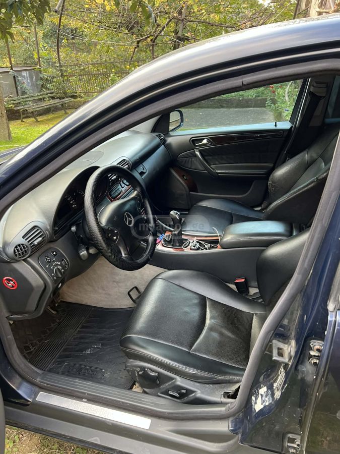 Mercedes-Benz C 200 2000 — photo 2