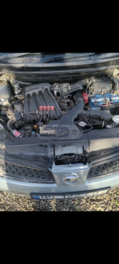 Nissan Tiida 2005 — photo 2