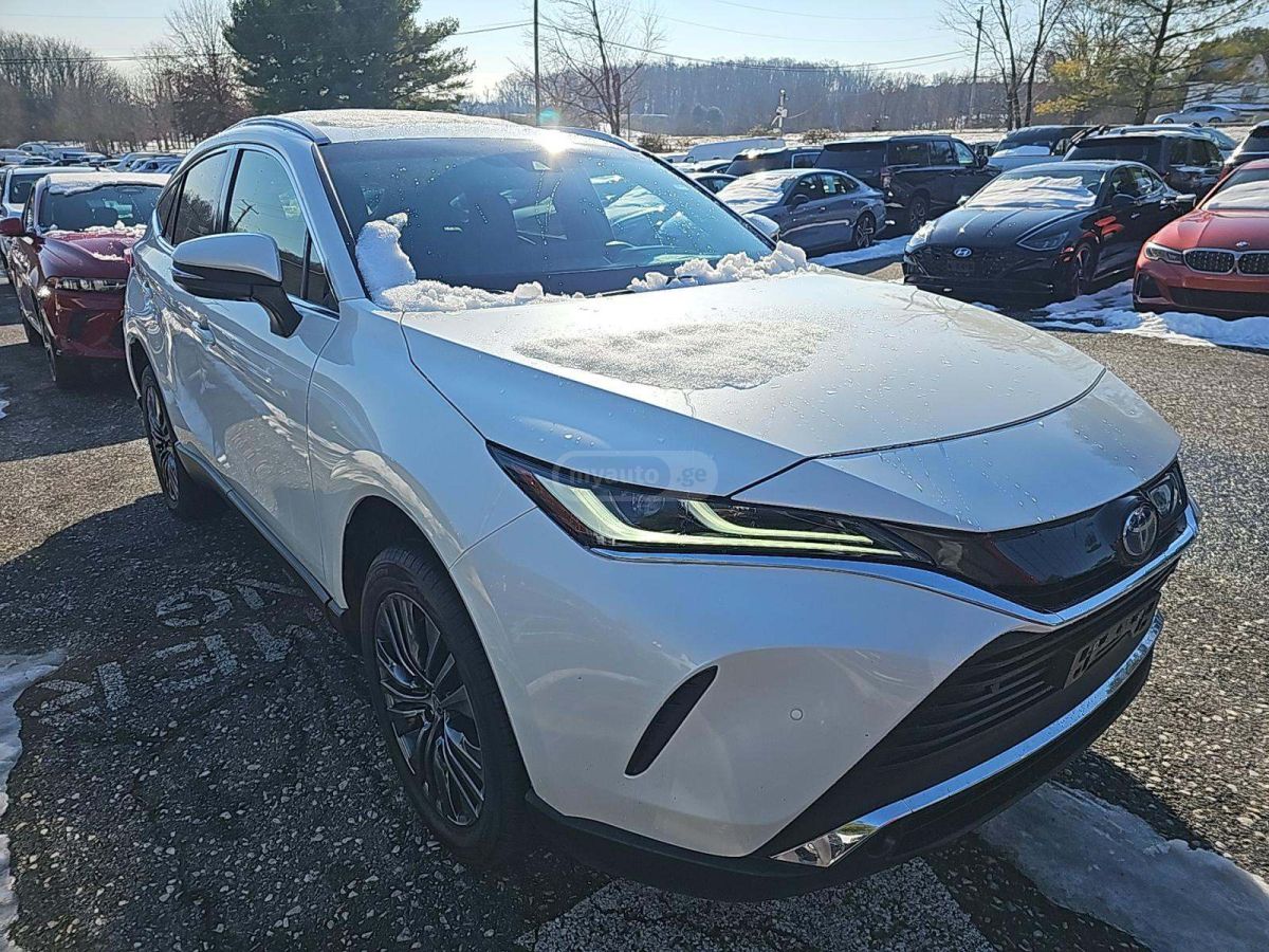Toyota Venza 2022 — photo 2