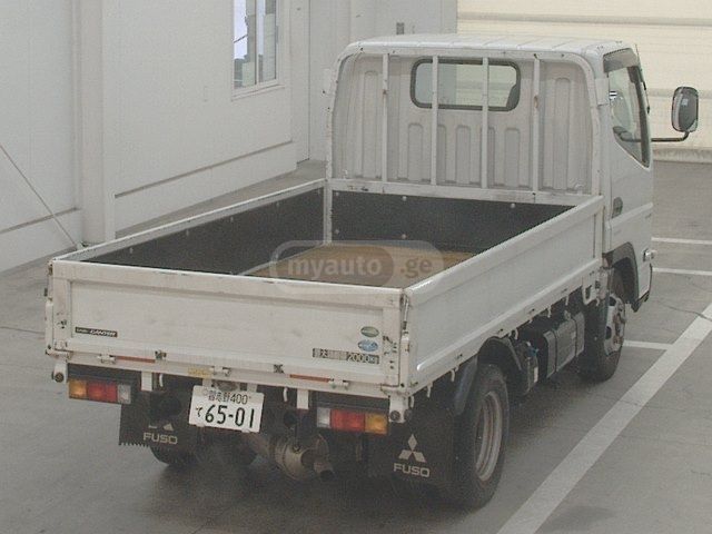 Mitsubishi Canter 2022 — photo 2