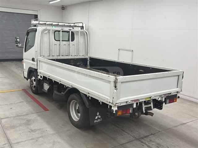 Mitsubishi Canter 2019 — photo 2