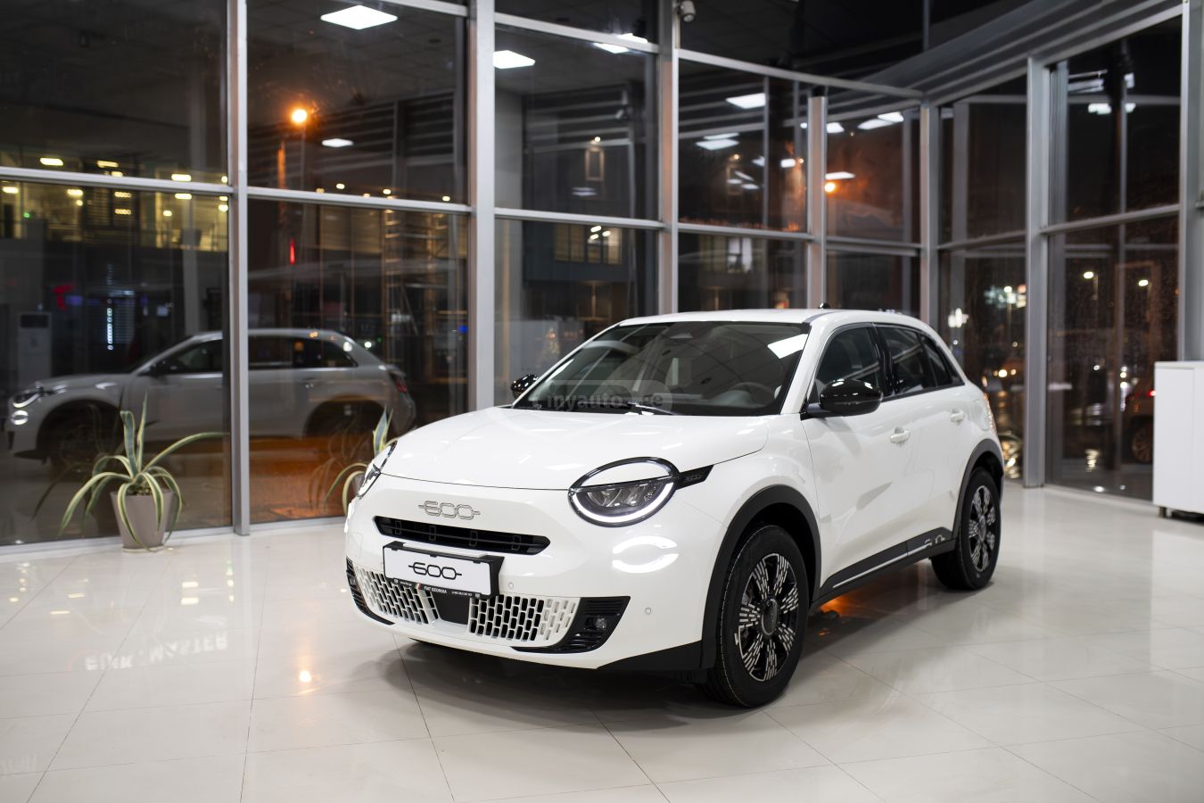 Fiat 600 Hybrid 2025 — photo 2