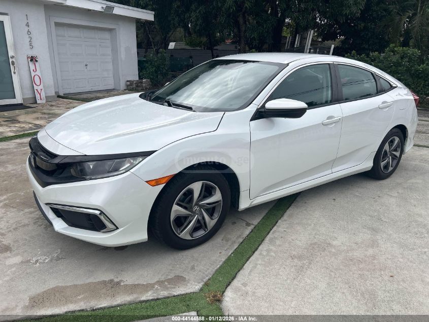 Honda Civic 2020 — photo 2