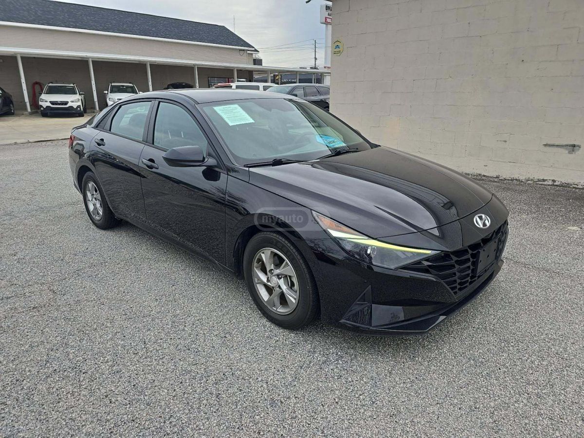Hyundai Elantra 2021 — photo 2