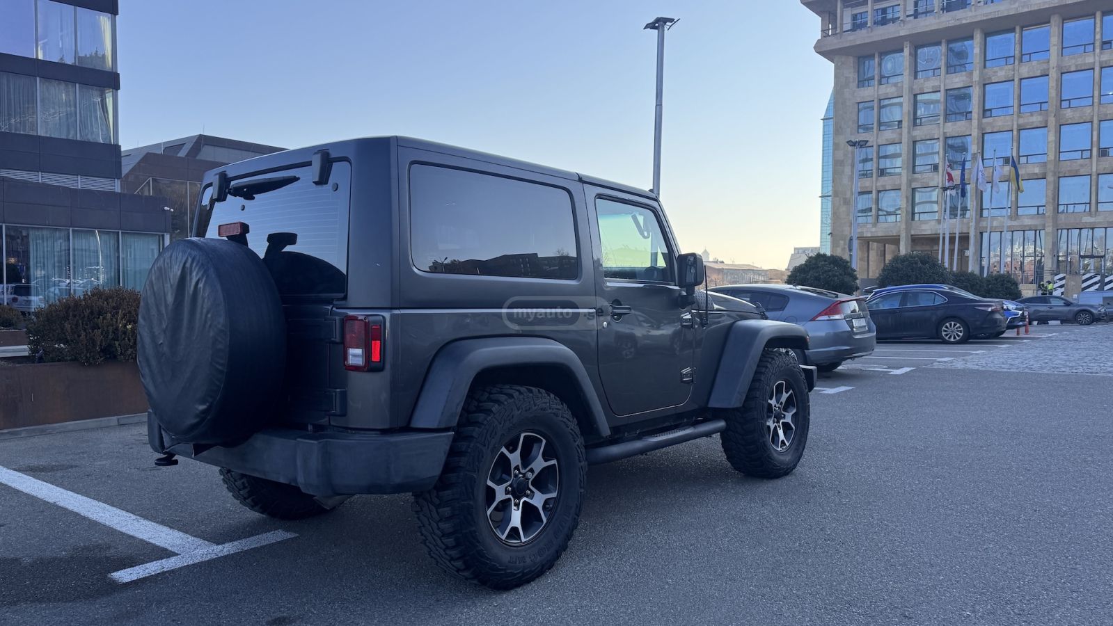 Jeep Wrangler 2017 — photo 2