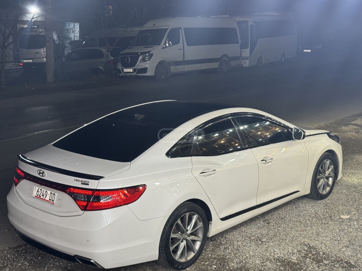 Hyundai Grandeur 2015 — photo 2