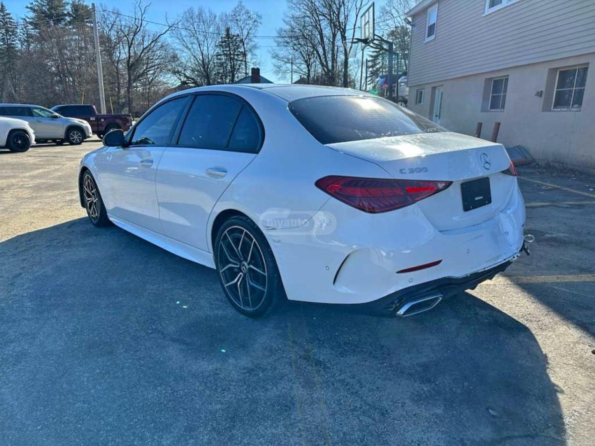 Mercedes-Benz C 30 AMG 2022 — photo 2