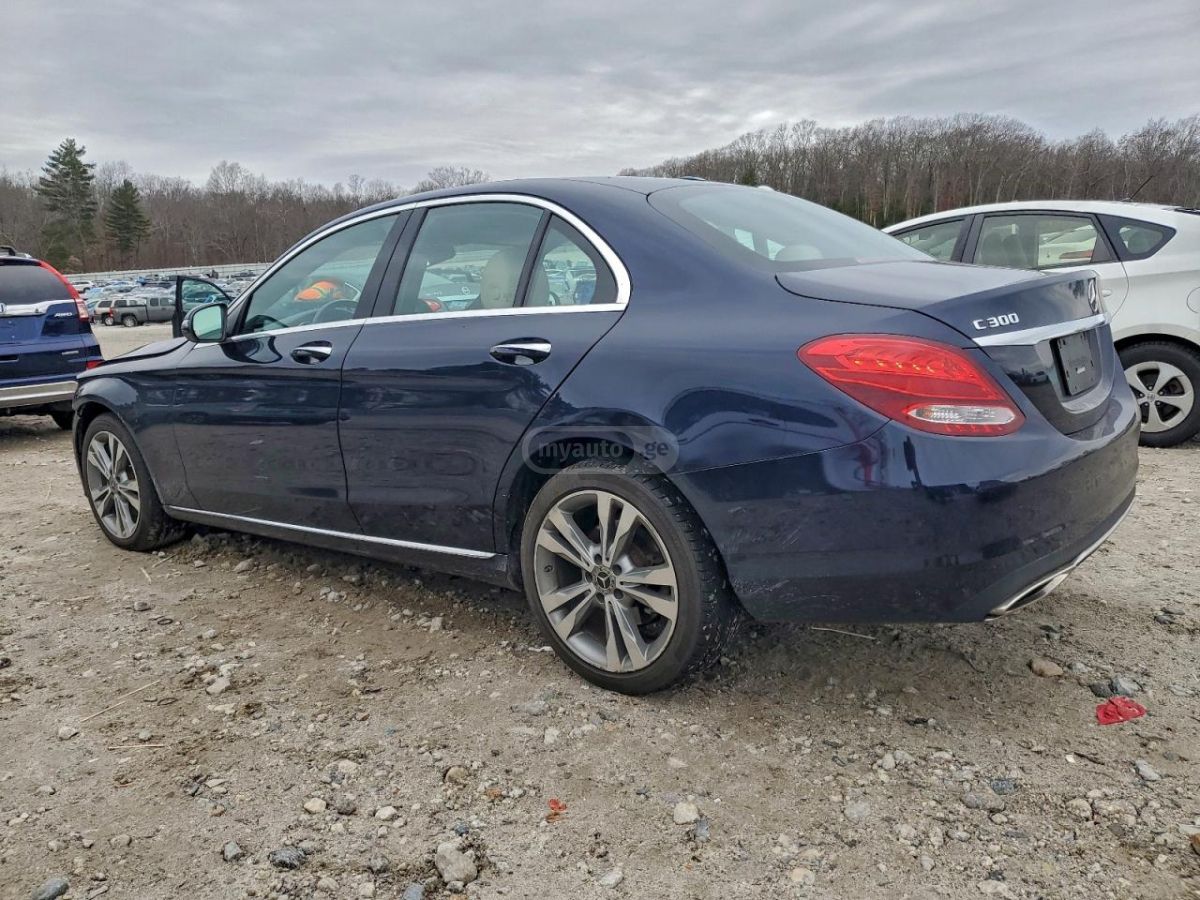 Mercedes-Benz C 30 AMG 2018 — photo 2