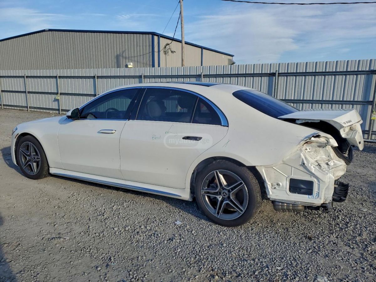 Mercedes-Benz CLS 500 2022 — photo 2