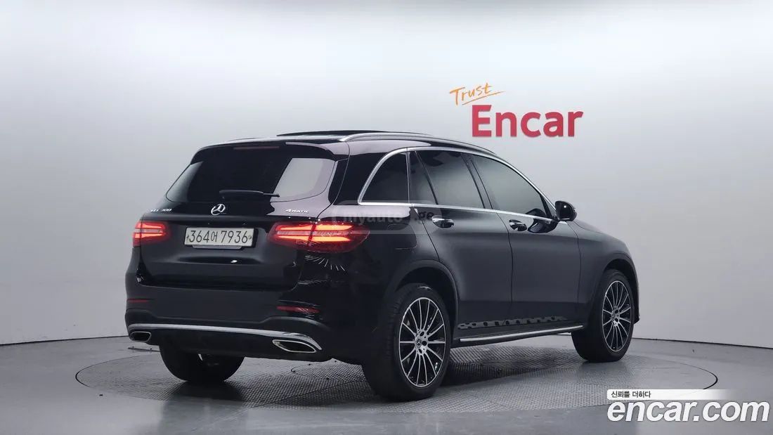 Mercedes-Benz GLC 63 AMG 2019 — photo 2