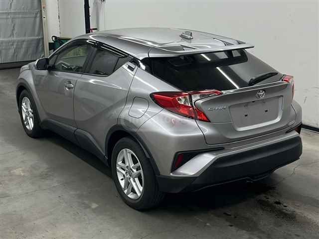 Toyota CHR 2022 — photo 2