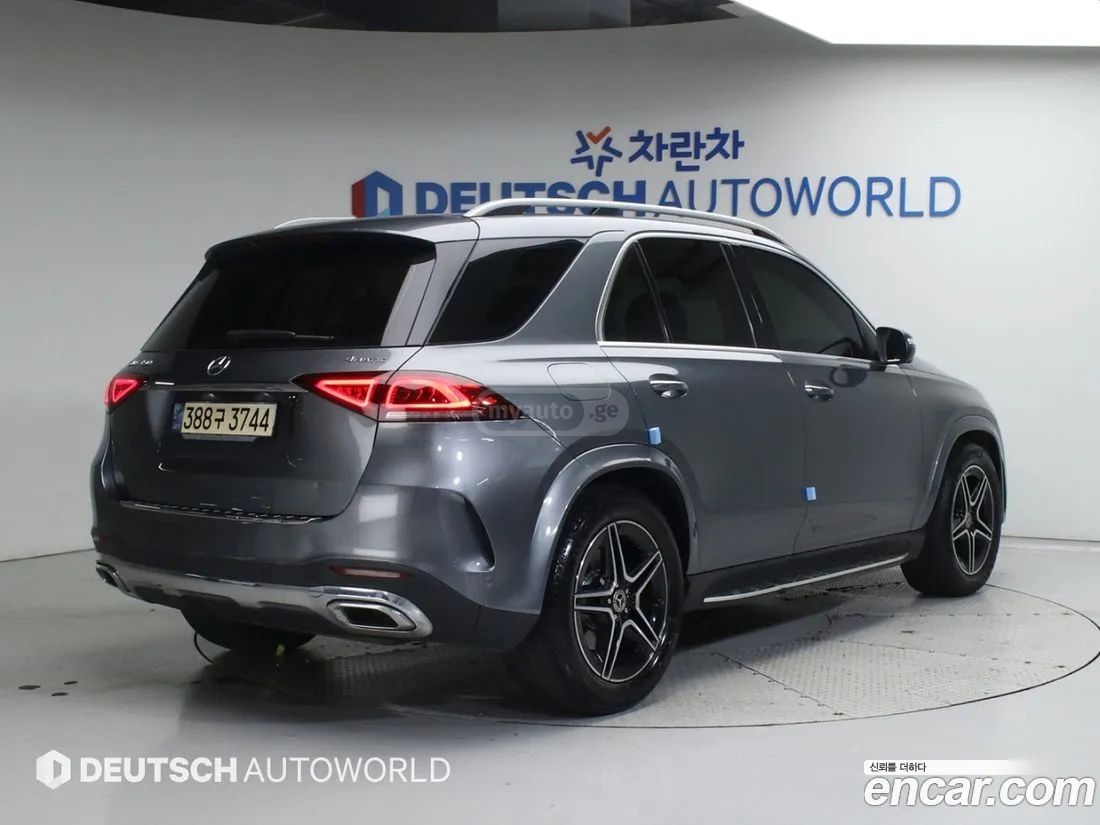 Mercedes-Benz GLE 63 AMG 2021 — photo 2