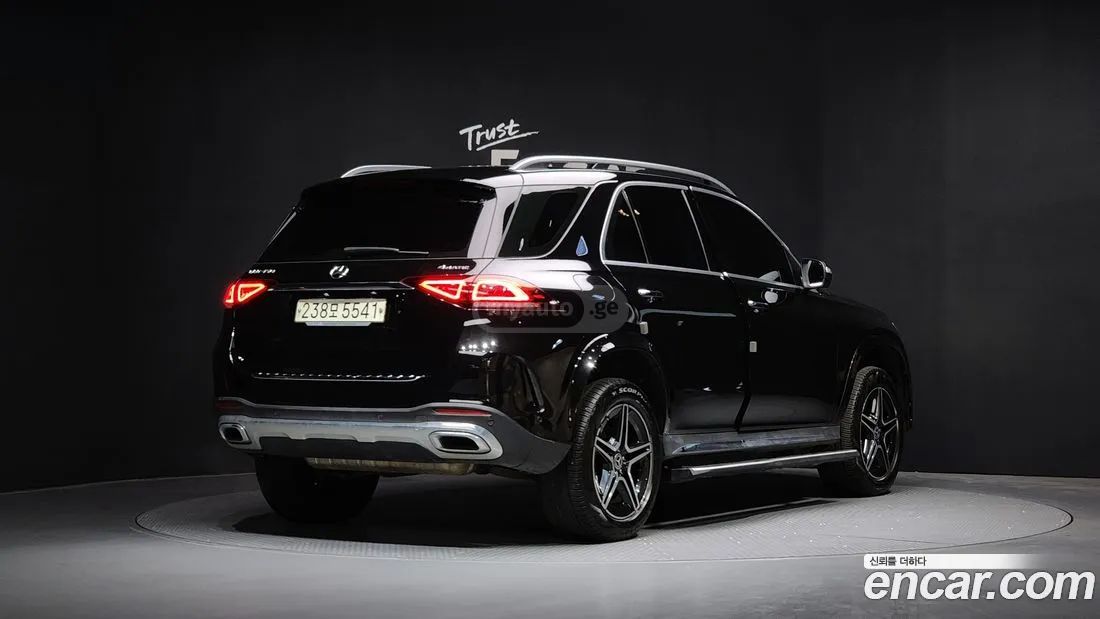 Mercedes-Benz GLE 63 AMG 2020 — photo 2