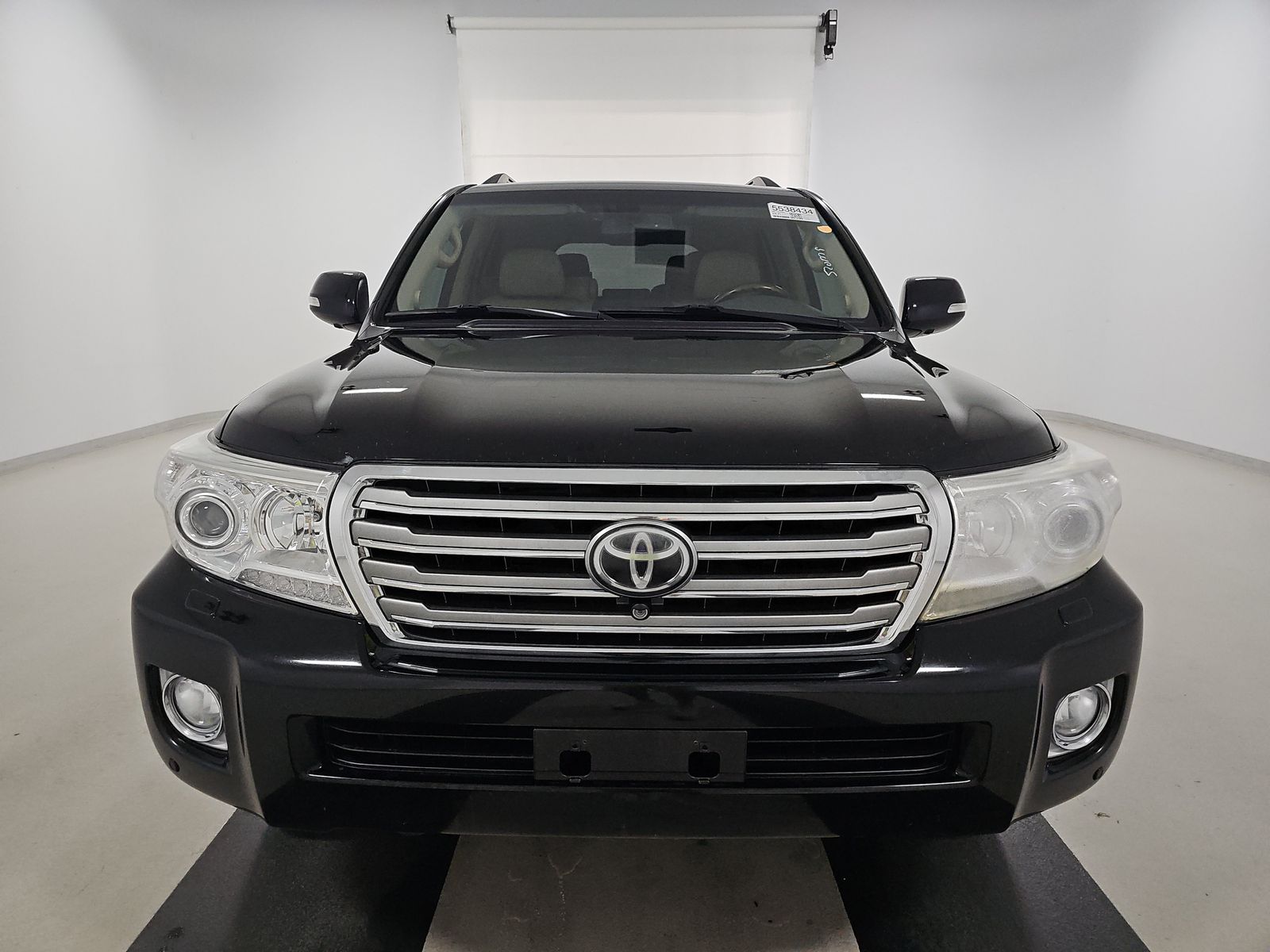 Toyota Land Cruiser 2015 — photo 2