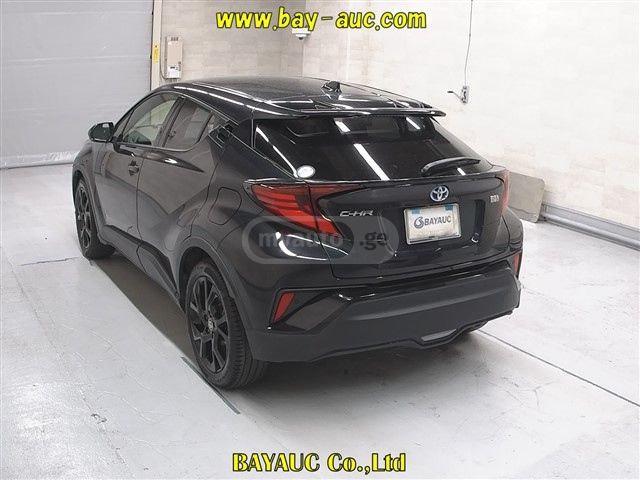 Toyota CHR 2021 — photo 2