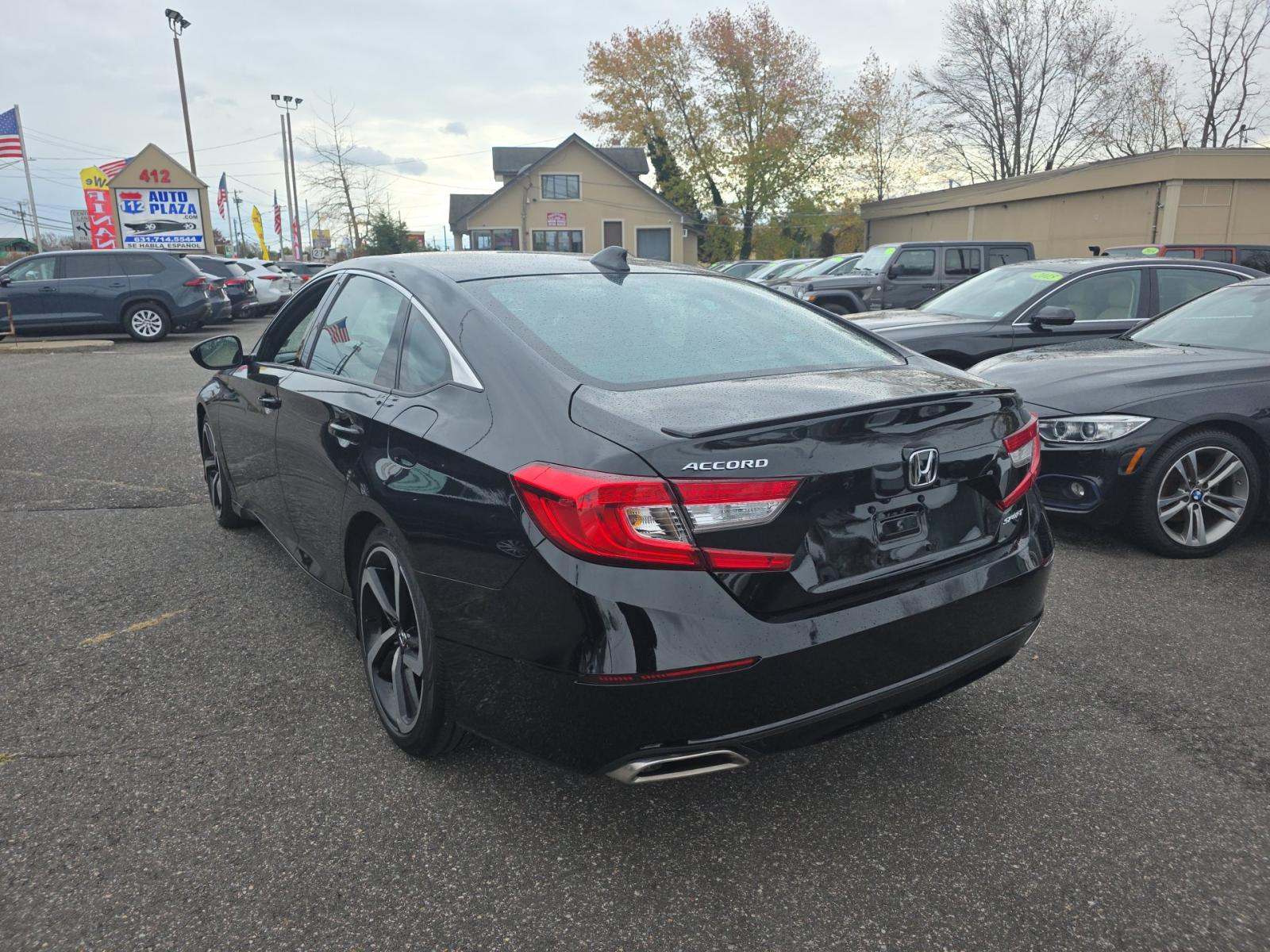 Honda Accord 2022 — photo 2