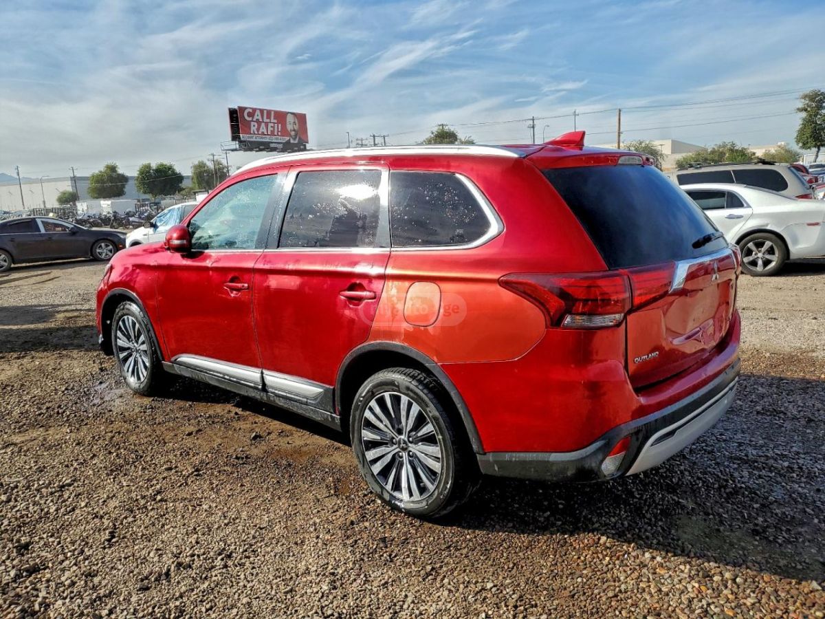 Mitsubishi Outlander 2020 — photo 2