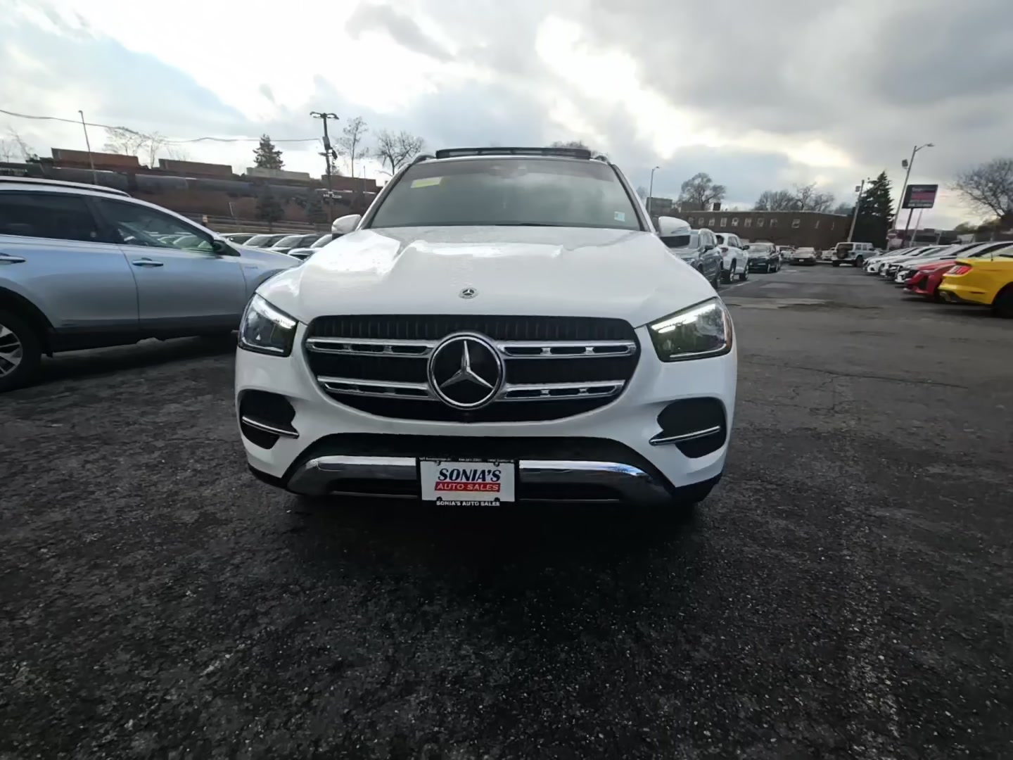 Mercedes-Benz GLE 350 2024 — photo 2
