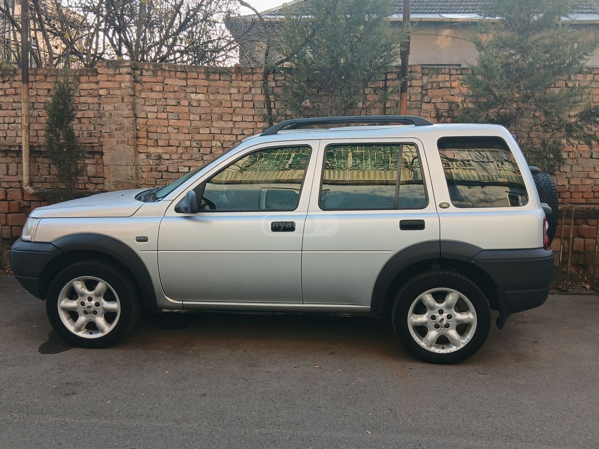 Land Rover Freelander 2003 — photo 2