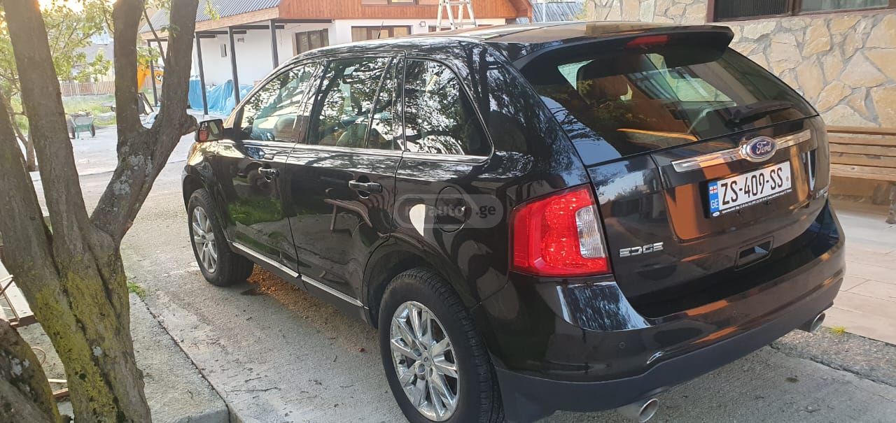 Ford Edge 2012 — photo 2