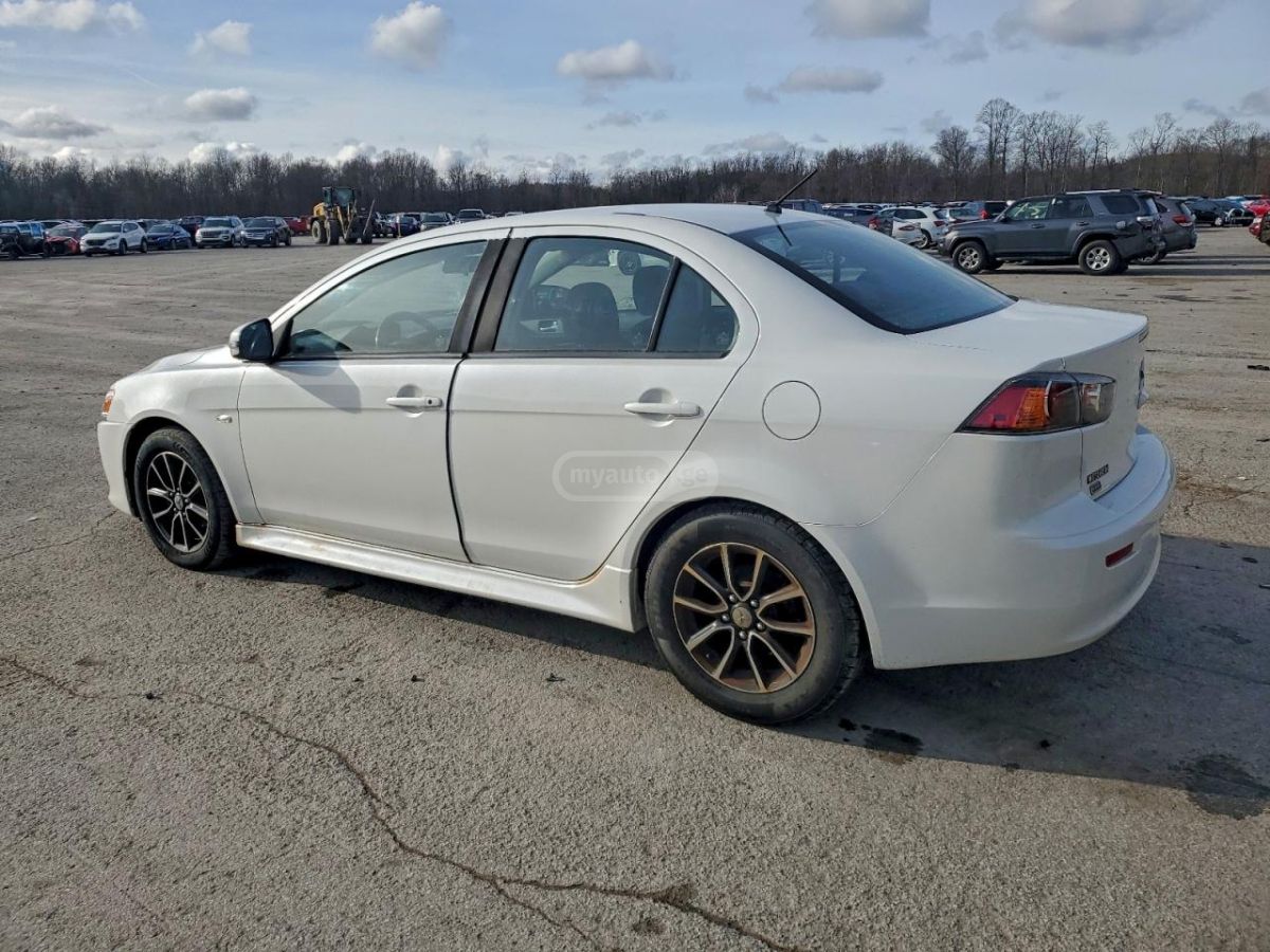 Mitsubishi Colt Lancer 2017 — photo 2