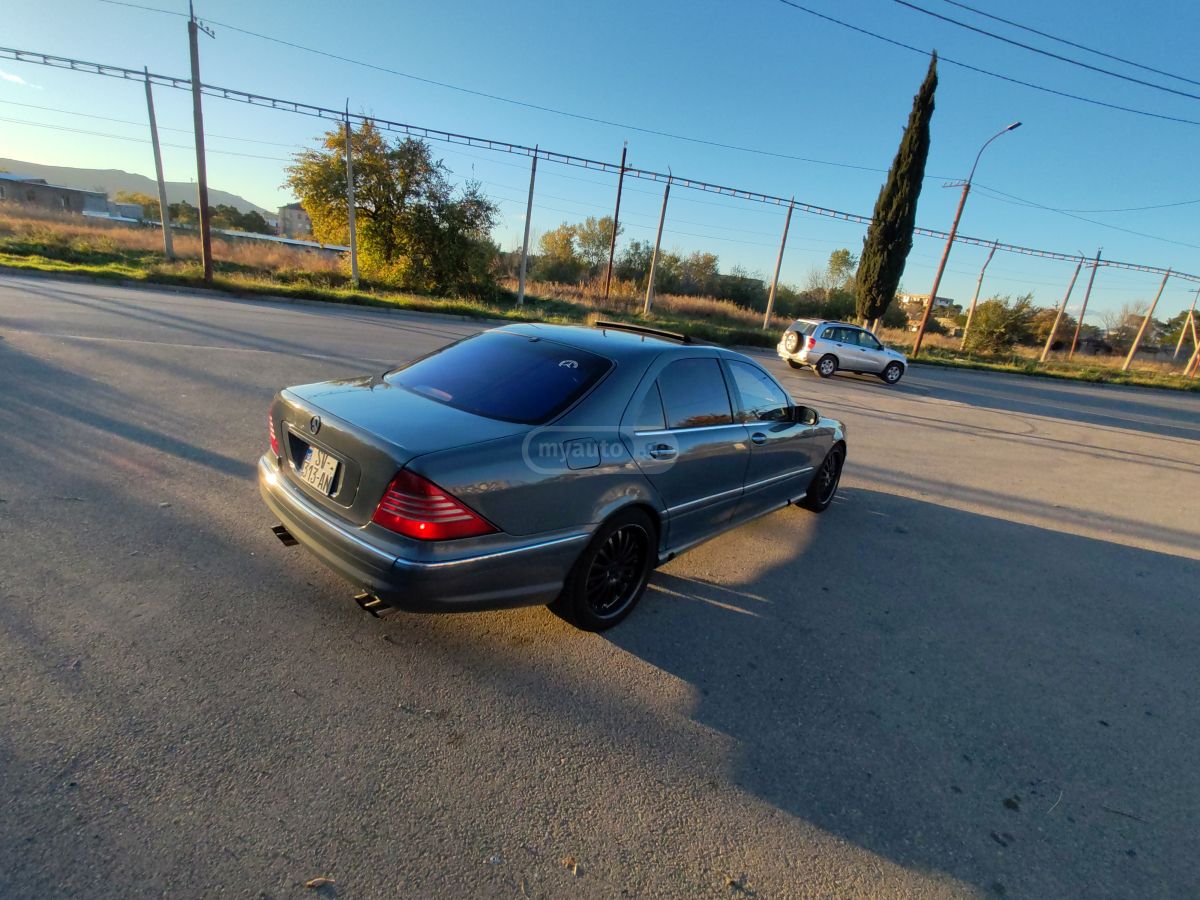 Mercedes-Benz S 500 2004 — photo 2