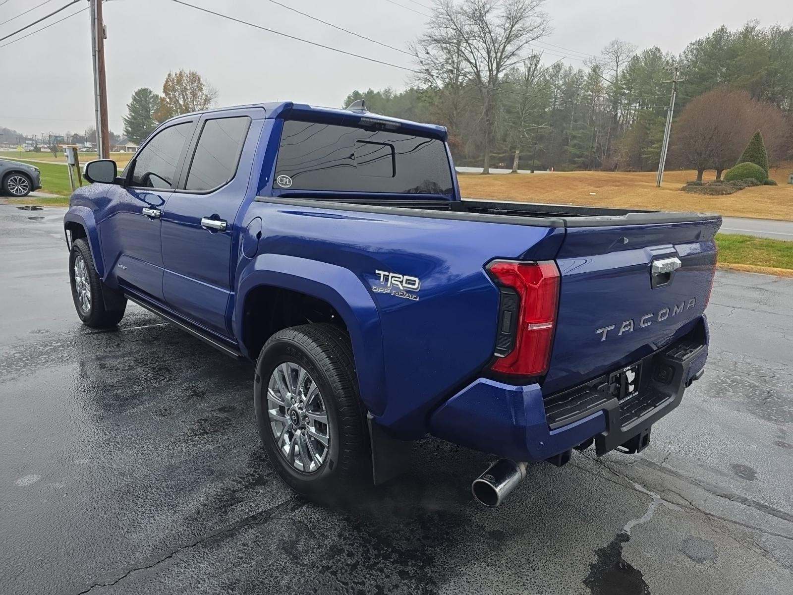 Toyota Tacoma 2025 — photo 2