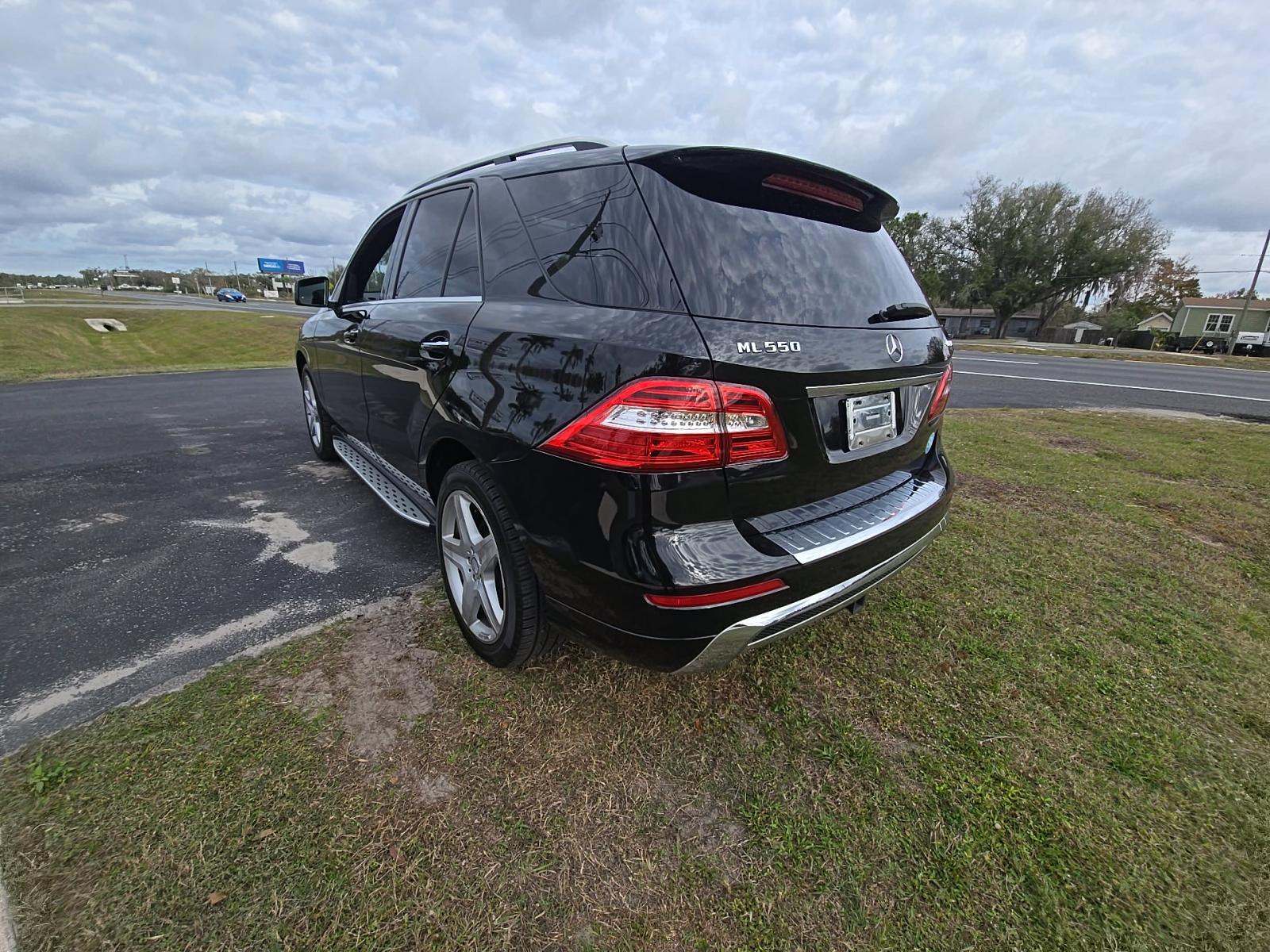 Mercedes-Benz ML 550 2014 — photo 2