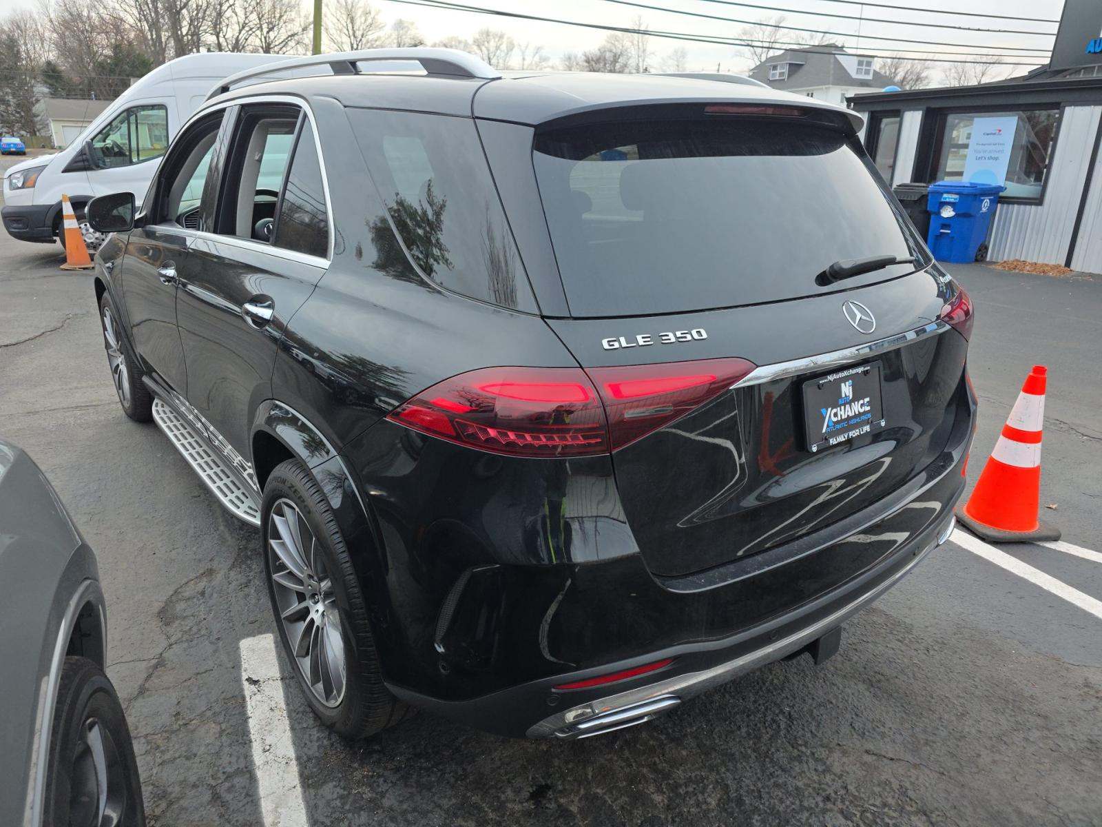 Mercedes-Benz GLE 350 2024 — photo 2