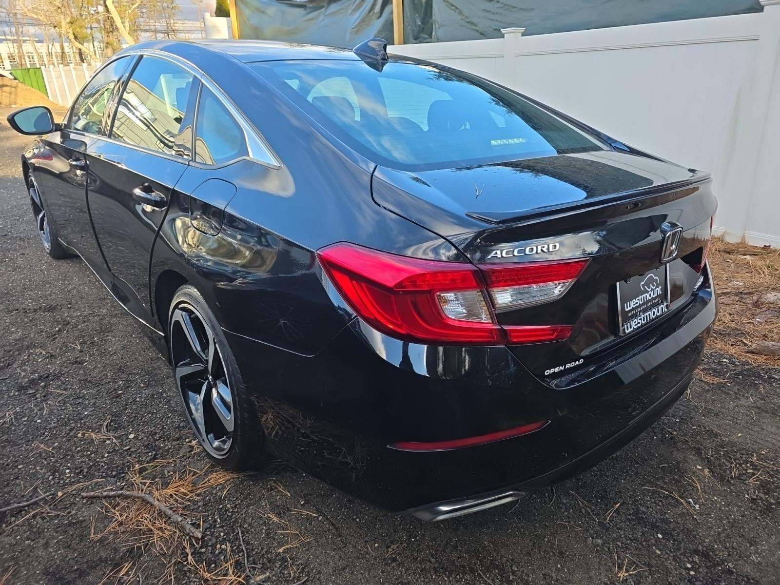 Honda Accord 2022 — photo 2