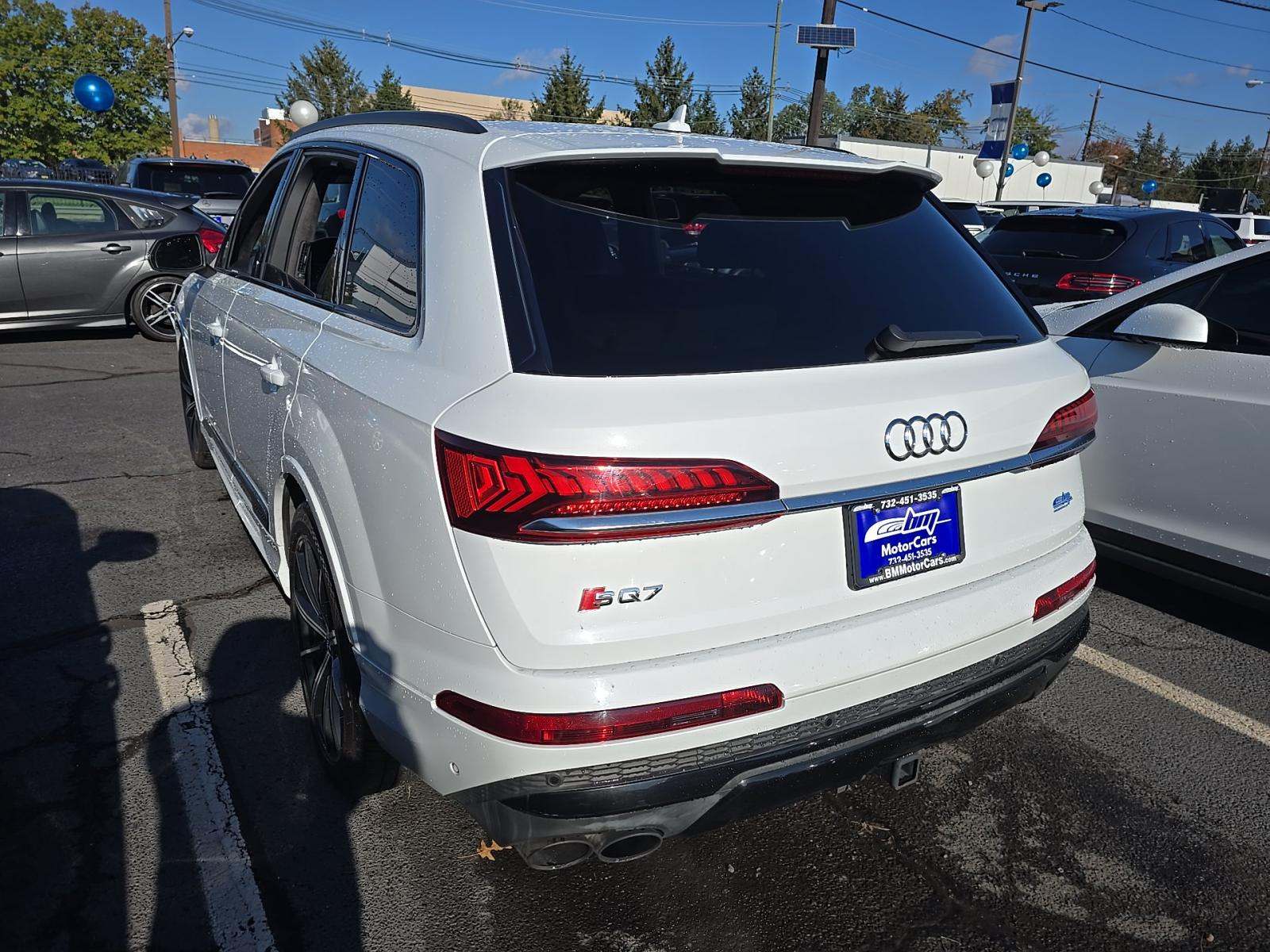 Audi SQ7 2020 — photo 2