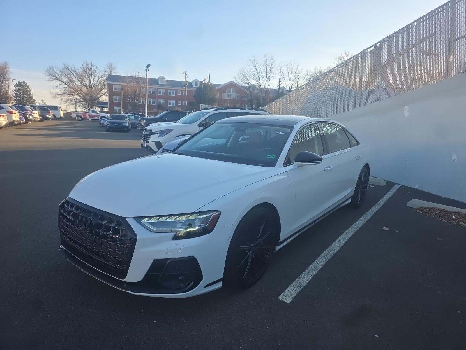 Audi S8